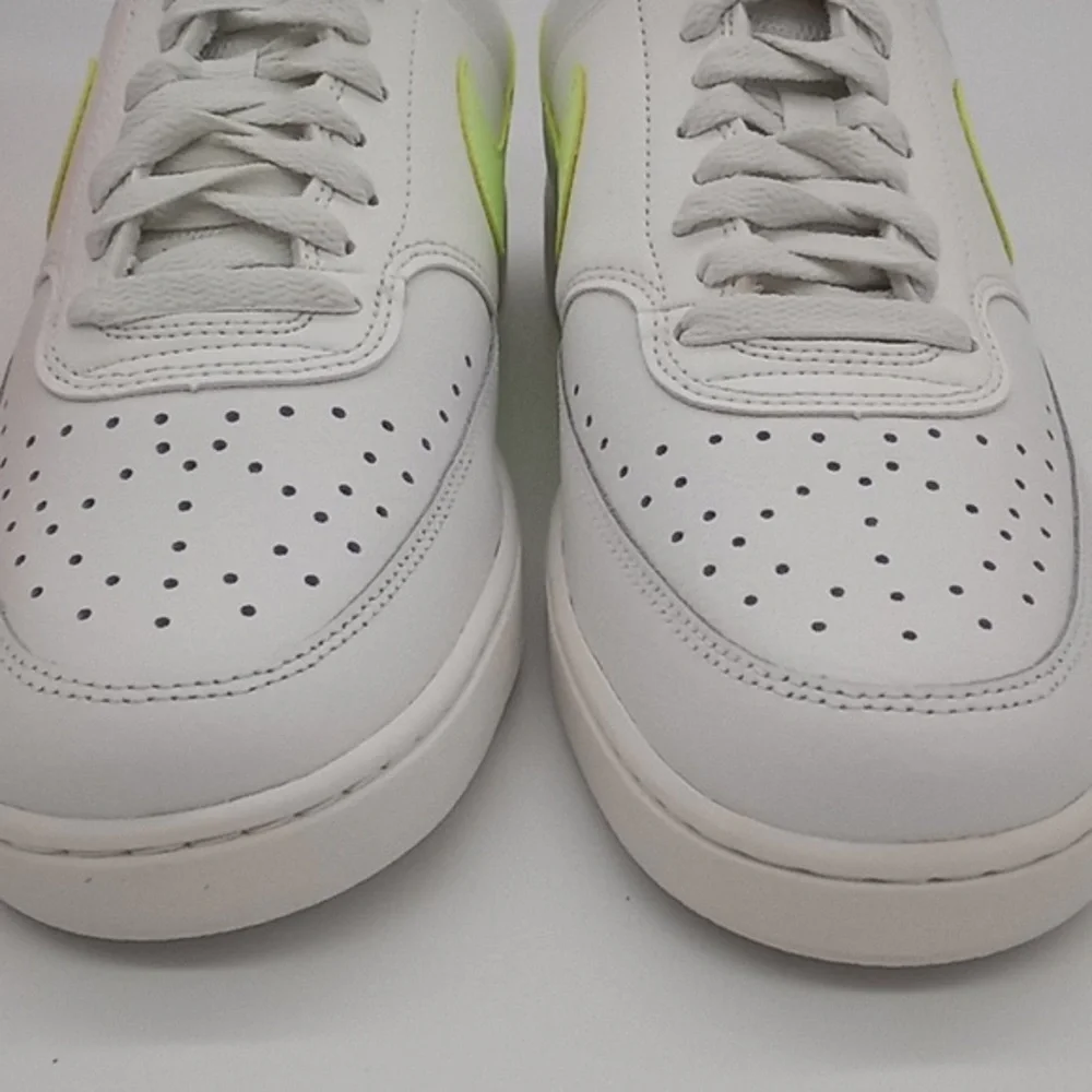 Nike Court Vision Low Sneaker White Light‎ Green Peach 11